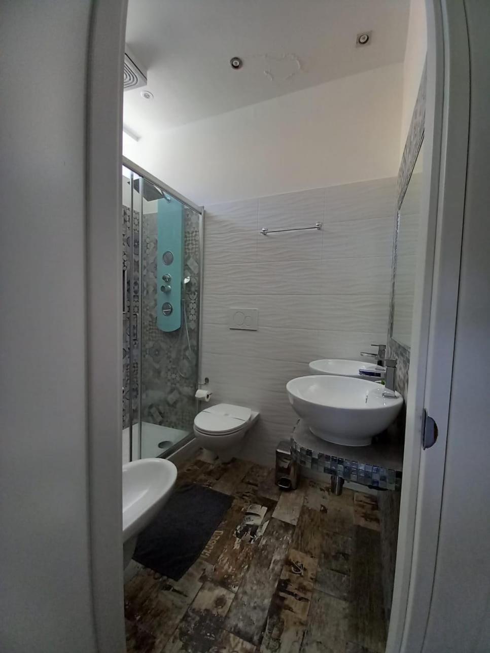 Atmos Luxe Navigli Vandrerhjem Milano Eksteriør bilde