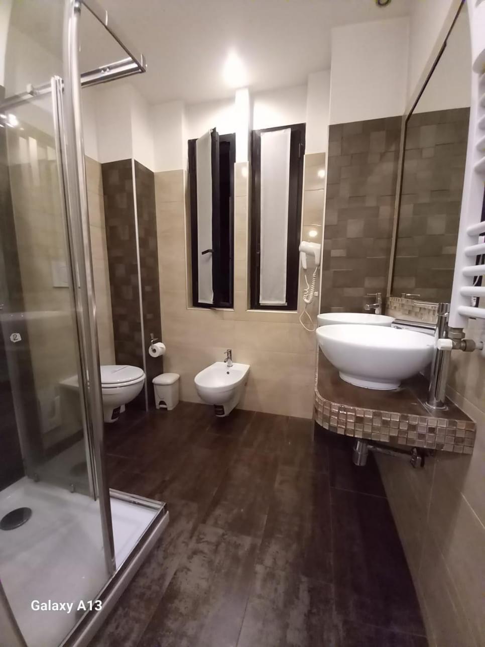 Atmos Luxe Navigli Vandrerhjem Milano Eksteriør bilde