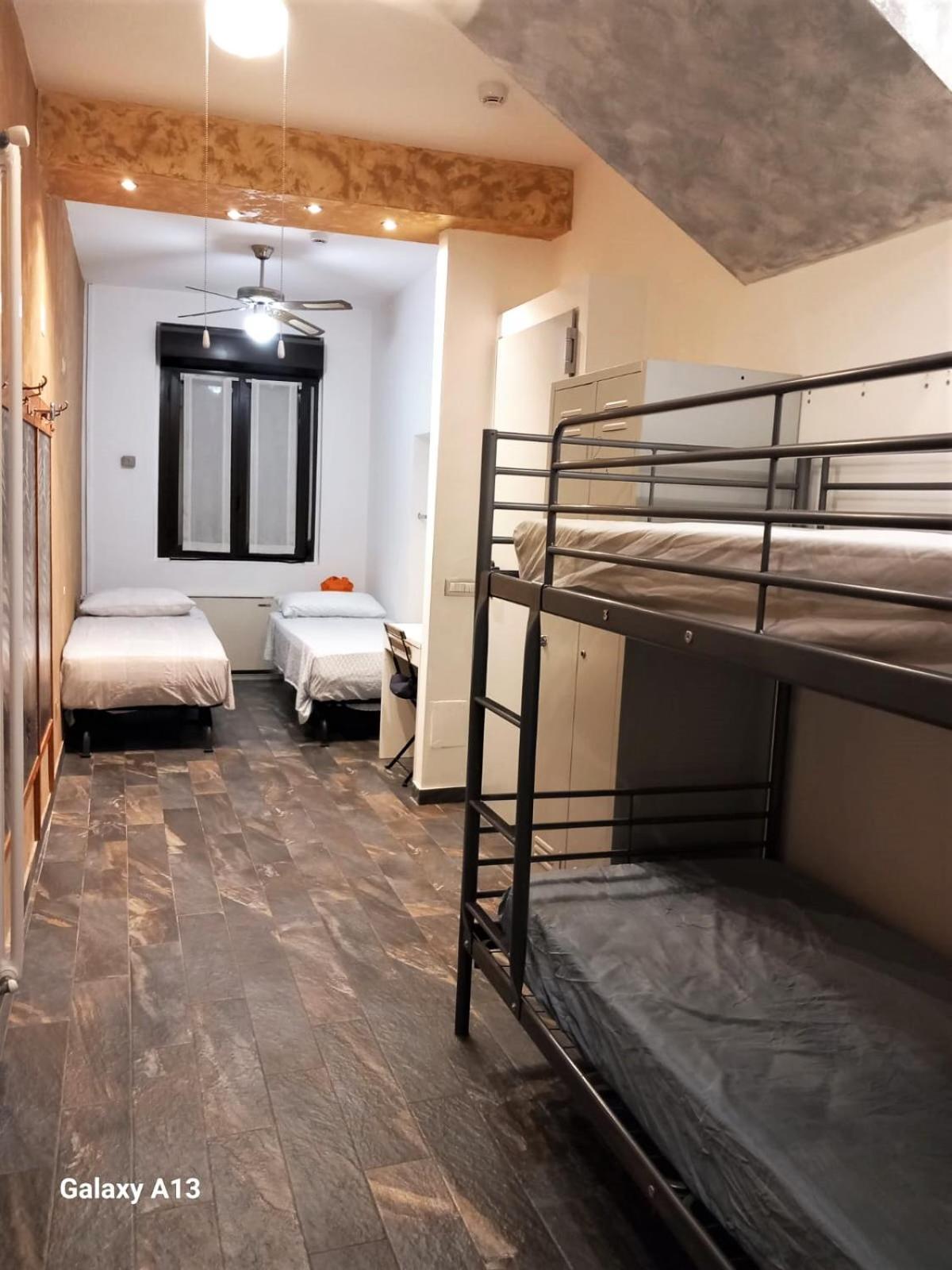 Atmos Luxe Navigli Vandrerhjem Milano Eksteriør bilde